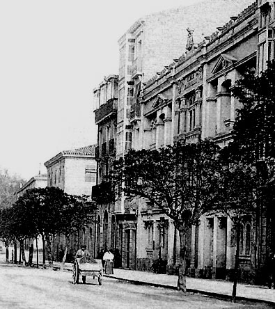 Fachada del Teatro Bretón de los Herreros